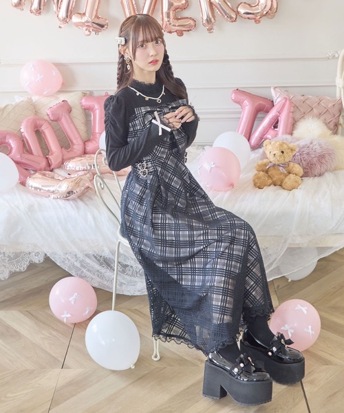 ROJITA（ロジータ）の「ビッグリボン長袖ロングワンピース（ワンピース・レディース・ブラック/ホワイト/ピンク・FREE）」の6枚目の写真