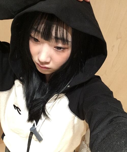 TANSANMAGNESIUM(タンサン マグネシウム)の「リンガーフードジップアップ (ブラック/オートミール)(パーカー・レディース・その他・MEDIUM/SMALL)」の8枚目の写真