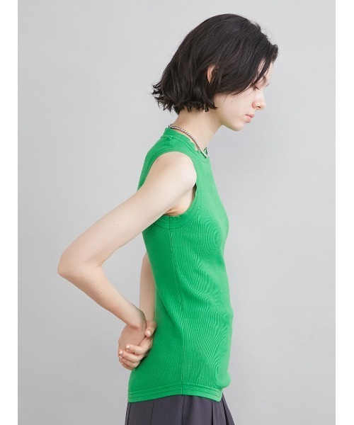 Mila Owen(ミラオーウェン)の「UVケアアメスリタンク(タンクトップ・レディース・ブラック/レッド/グリーン/グレー・1/0)」の6枚目の写真