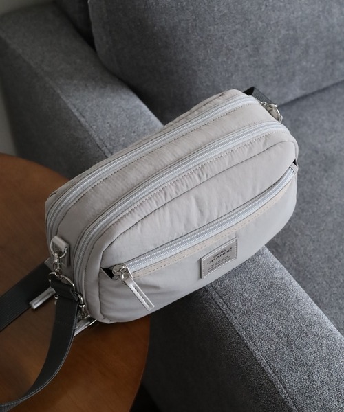 anello GRANDE（アネログランデ）の「anelloGRANDE　COSPO 2WAY2層ポーチ型ショルダーバッグ（ショルダーバッグ・メンズ・ブラック/ピンク/ライトグレー・FREE）」の10枚目の写真