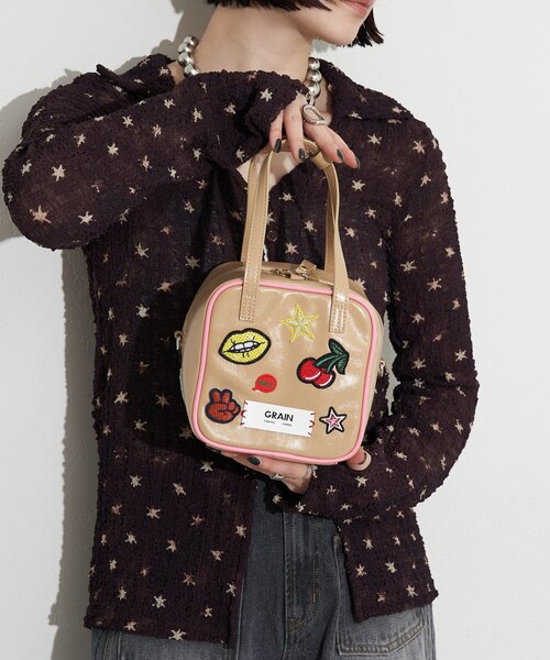 GRAIN（グレイン）の「【GRAIN/グレイン】2WAYアソートワッペンスクエアショルダーバッグ（ショルダーバッグ・レディース・ベージュ/ブラウン・FREE）」の14枚目の写真