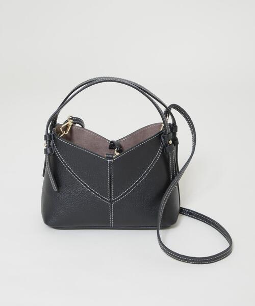 AULENTTI（オウレンティ）の「AULENTTI/レザーステッチショルダーバッグ（ショルダーバッグ・レディース・ブラック/ベージュ系その他4・FREE）」の16枚目の写真