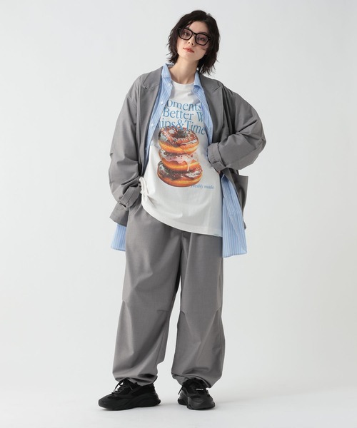 GEORGE'S(ジョージズ)の「モチーフプリントTシャツ(Tシャツ/カットソー・メンズ・ブラック/オフホワイト/ライトグレー・MEDIUM/LARGE)」の6枚目の写真