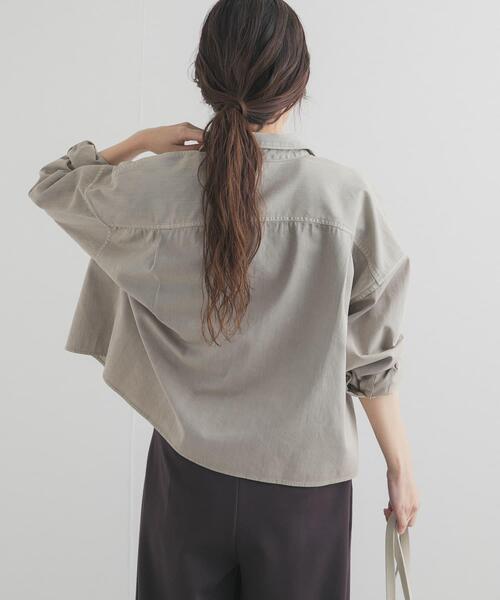 URBAN RESEARCH DOORS（アーバンリサーチドアーズ）の「デニムショート丈シャツ | デニムシャツ/ショートシャツ/クロップド丈/短丈/カラーデニム（シャツ/ブラウス・レディース・ベージュ/ピンク/インディゴブルー・FREE）」の20枚目の写真