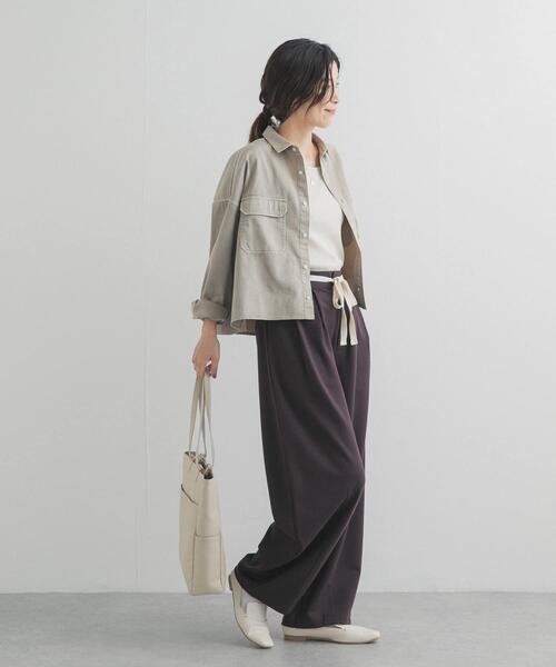 URBAN RESEARCH DOORS（アーバンリサーチドアーズ）の「デニムショート丈シャツ | デニムシャツ/ショートシャツ/クロップド丈/短丈/カラーデニム（シャツ/ブラウス・レディース・ベージュ/ピンク/インディゴブルー・FREE）」の22枚目の写真