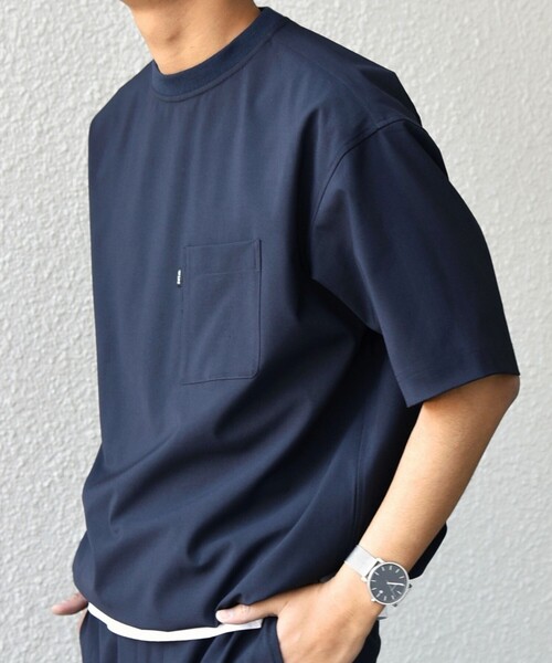 SHIPS any（シップス エニィ）の「SHIPS any:〈吸水速乾〉Rapidry クルーネック スピンドル ポケット Tシャツ(セットアップ対応)◆（Tシャツ/カットソー・メンズ・ブラック/グレー/ブラウン/ベージュ/ネイビー・MEDIUM/LARGE/X-LARGE）」の5枚目の写真