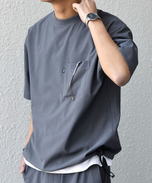 SHIPS any（シップス エニィ）の「SHIPS any:〈吸水速乾〉Rapidry クルーネック スピンドル ポケット Tシャツ(セットアップ対応)◆（Tシャツ/カットソー・メンズ・ブラック/グレー/ブラウン/ベージュ/ネイビー・MEDIUM/LARGE/X-LARGE）」の20枚目の写真