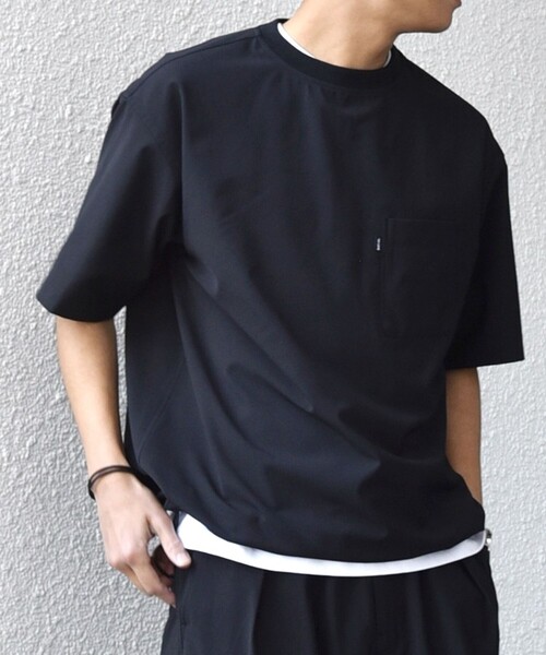 SHIPS any（シップス エニィ）の「SHIPS any:〈吸水速乾〉Rapidry クルーネック スピンドル ポケット Tシャツ(セットアップ対応)◆（Tシャツ/カットソー・メンズ・ブラック/グレー/ブラウン/ベージュ/ネイビー・MEDIUM/LARGE/X-LARGE）」の10枚目の写真