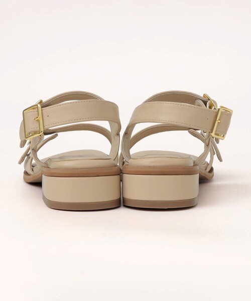 quaranciel(カランシエル)の「quaranciel: 2ストラップ ベルト サンダル(サンダル・レディース・ベージュ/ブラック・SMALL/MEDIUM/LARGE)」の6枚目の写真