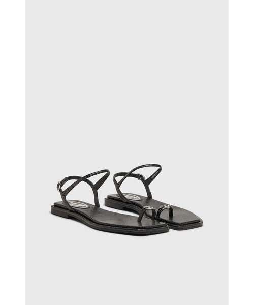 DIESEL(ディーゼル)の「ウィメンズ フラットサンダル D-AMBER INFRA 0(サンダル・レディース・ブラック・38/37/40/39/36)」の12枚目の写真