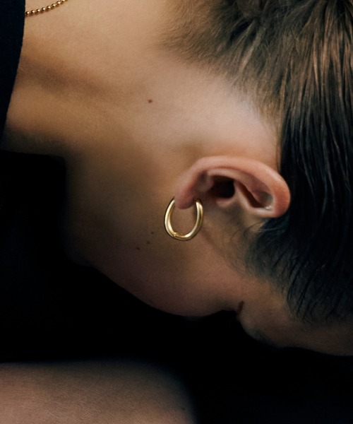 TEN.(テン)の「【新作】18KGPアークピアス(ピアス(両耳用)・レディース・ゴールド・FREE)」の4枚目の写真