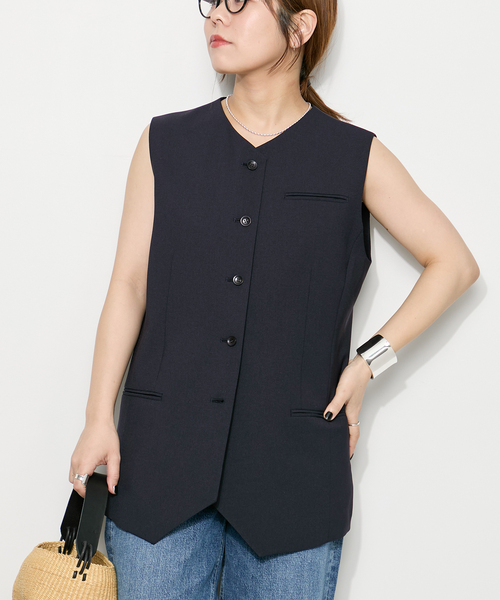 journal standard L'essage(ジャーナルスタンダードレサージュ)の「ウーリーノライトノーカラーベスト(その他アウター・レディース・グレー/ネイビー・FREE)」の2枚目の写真