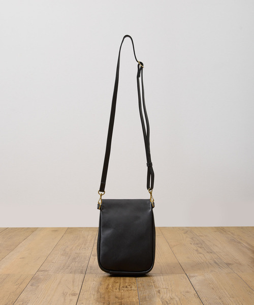 SLOW(スロウ)の「SLOW スロウ / bono-gasmask shoulder bag-S フルベジタブルタンニング栃木レザーショルダーバッグ / 858S93S(ショルダーバッグ・メンズ・ブラック/チョコ・FREE)」の12枚目の写真