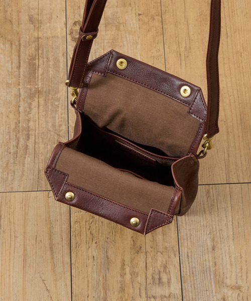 SLOW(スロウ)の「SLOW スロウ / bono-gasmask shoulder bag-S フルベジタブルタンニング栃木レザーショルダーバッグ / 858S93S(ショルダーバッグ・メンズ・ブラック/チョコ・FREE)」の18枚目の写真