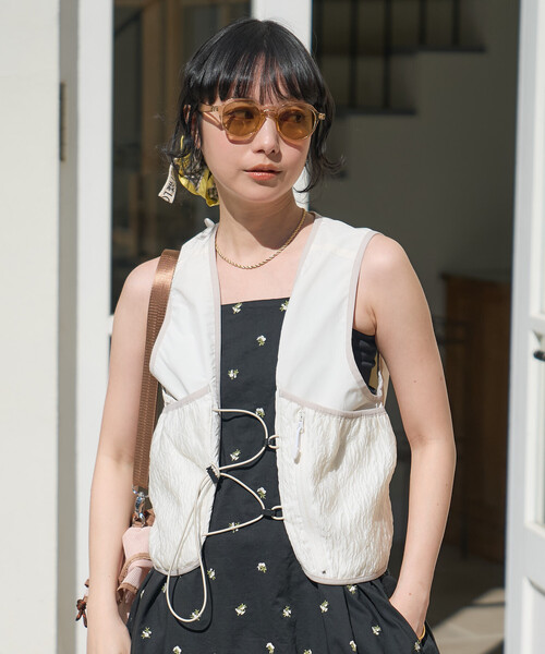 FREAK'S STORE(フリークスストア)の「トレイルナイロンベスト(ベスト・レディース・オフホワイト・フリ-)」の1枚目の写真