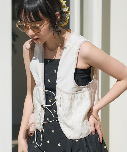 FREAK'S STORE(フリークスストア)の「トレイルナイロンベスト(ベスト・レディース・オフホワイト・フリ-)」の18枚目の写真