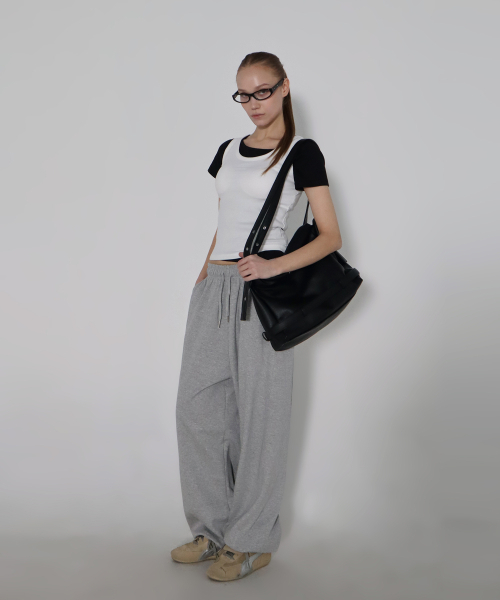 CHICKS（チックス）の「マルチスナップバックルショルダーバッグブラック（ショルダーバッグ・レディース・ブラック・ONE SIZE）」の5枚目の写真