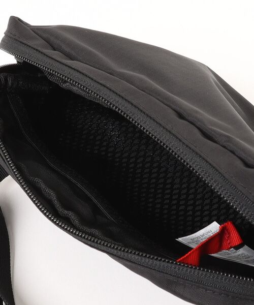 TOPO DESIGNS(トポデザインズ)の「2WAY【TOPO DESIGNS】 RIPSTOP BELT BAG ウエストポーチ ボディバッグ ミニバッグ/リサイクル素材(ボディバッグ/ウエストポーチ・レディース・グリーン/アイボリー/パープル/ブラック/ブラック系・ONE SIZE)」の9枚目の写真