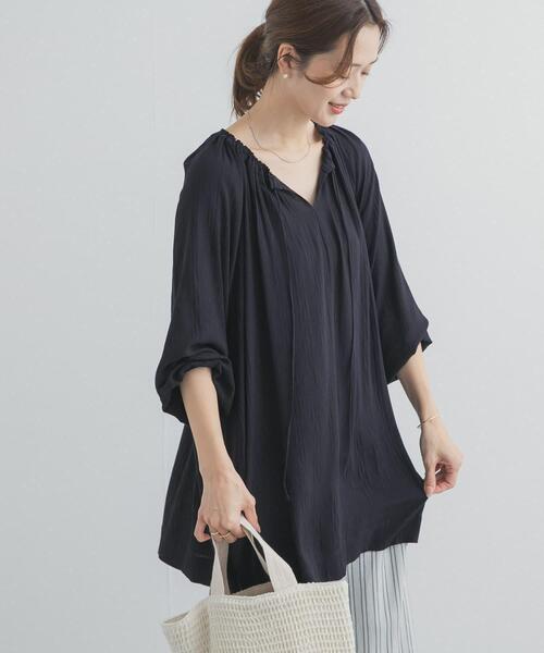 URBAN RESEARCH DOORS（アーバンリサーチドアーズ）の「カフタンチュニック（その他トップス・レディース・ブラック/ナチュラル・FREE）」の2枚目の写真