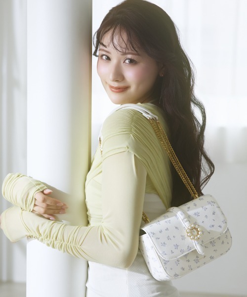 SAMANTHAVEGA(サマンサベガ)の「サークルパールショルダーバッグ(ショルダーバッグ・レディース・ピンク/イエロー/ブラック/オフホワイト/ホワイト・FREE)」の2枚目の写真