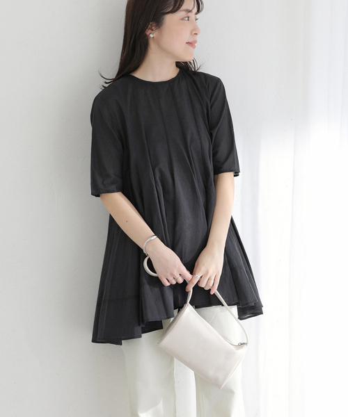 La TOTALITE(ラトータリテ)の「【洗える】コットンハギフレアチュニック(シャツ/ブラウス・レディース・ブラック/ホワイト/サックスブルー・FREE)」の7枚目の写真