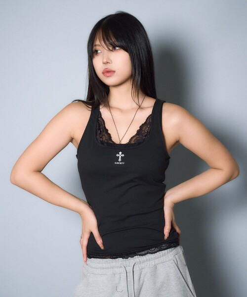Subciety(サブサエティ)の「Cross lace tank top(タンクトップ・レディース・ブラック/ホワイト・LARGE/MEDIUM)」の14枚目の写真