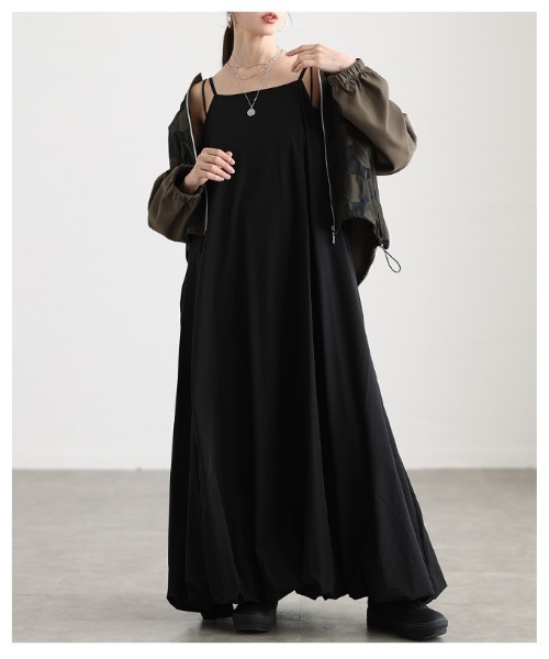 Sawa a la mode(サワアラモード)の「バルーンキャミソールワンピース(ワンピース・レディース・ブラック/チャコールグレー・FREE)」の9枚目の写真