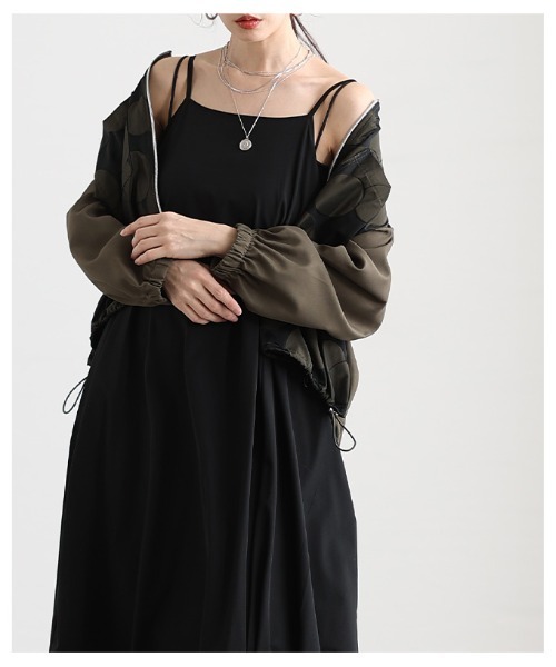 Sawa a la mode(サワアラモード)の「バルーンキャミソールワンピース(ワンピース・レディース・ブラック/チャコールグレー・FREE)」の11枚目の写真