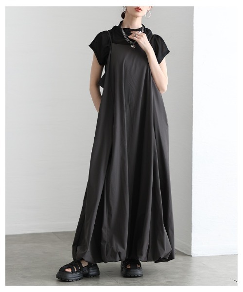 Sawa a la mode(サワアラモード)の「バルーンキャミソールワンピース(ワンピース・レディース・ブラック/チャコールグレー・FREE)」の15枚目の写真