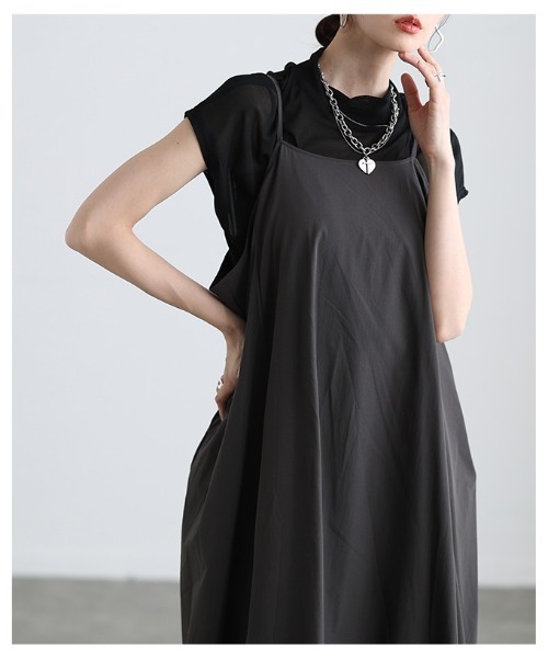 Sawa a la mode(サワアラモード)の「バルーンキャミソールワンピース(ワンピース・レディース・ブラック/チャコールグレー・FREE)」の18枚目の写真