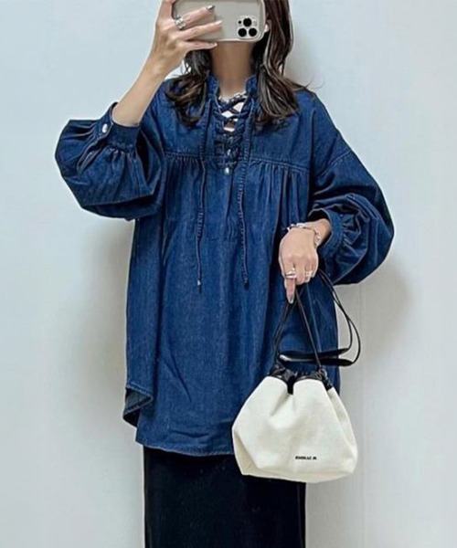 Lace Ladies(レースレディース)の「レースアップ デニム ギャザー チュニック ブラウス(シャツ/ブラウス・レディース・ネイビー/ブラック・FREE)」の2枚目の写真