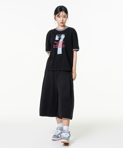 MOZMOZ(モズモズ)の「セブングラフィックリンガーTシャツブラック(Tシャツ/カットソー・レディース・その他・3/2/1)」の4枚目の写真