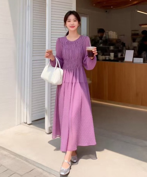 LAFFMO（ラフモ）の「シャーリングギャザードット刺繍フレアロングワンピース（ワンピース・レディース・グリーン/パープル/ブラック/ベージュ・F）」の16枚目の写真