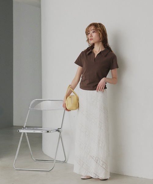 ad thie（アドティエ）の「サイドギャザー フライスコンパクト スキッパーTシャツ（ポロシャツ・レディース・ブラック/レッド/ブラウン/オフホワイト・FREE）」の18枚目の写真