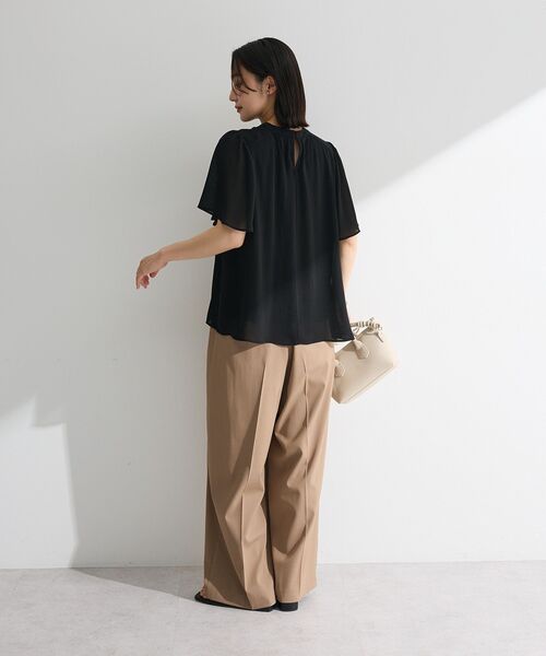 Green Parks(グリーンパークス)の「マジョリカプリーツショートスリーブブラウス(シャツ/ブラウス・レディース・ドット/オフホワイト/ブラック・FREE)」の12枚目の写真