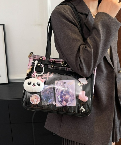 gossip!ロサンゼルス(ゴシップロサンゼルス)の「【Y2Kガーリー】レトロチェック 大容量痛バッグ ショルダー/斜め掛け/トートバッグ(ショルダーバッグ・レディース・ピンク/レッド/ブラック・FREE)」の7枚目の写真