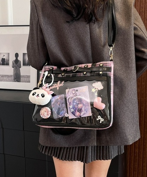 gossip!ロサンゼルス(ゴシップロサンゼルス)の「【Y2Kガーリー】レトロチェック 大容量痛バッグ ショルダー/斜め掛け/トートバッグ(ショルダーバッグ・レディース・ピンク/レッド/ブラック・FREE)」の10枚目の写真