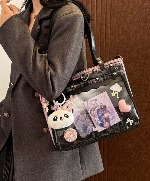 gossip!ロサンゼルス(ゴシップロサンゼルス)の「【Y2Kガーリー】レトロチェック 大容量痛バッグ ショルダー/斜め掛け/トートバッグ(ショルダーバッグ・レディース・ピンク/レッド/ブラック・FREE)」の6枚目の写真