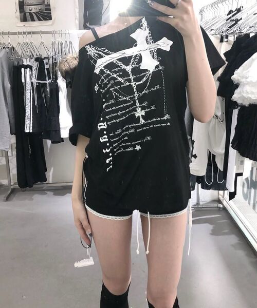 SCHISM INDUCING(スキズムインデューシング)の「POEM T SHIRT BLACK(Tシャツ/カットソー・レディース・その他・FREE)」の4枚目の写真