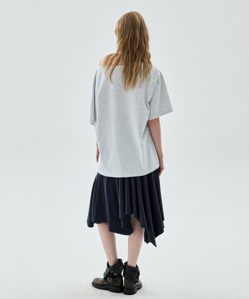 Mardi Mercredi(マルディメクルディ)の「TSHIRT OFF SHOULDER CRACKED LOGO DESTROYED / Tシャツ オフショルダー クラック ロゴ デストロイド(Tシャツ/カットソー・レディース・ヘザーグレー/アイボリー/チャコール・FREE)」の9枚目の写真
