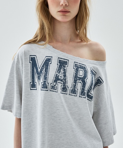 Mardi Mercredi(マルディメクルディ)の「TSHIRT OFF SHOULDER CRACKED LOGO DESTROYED / Tシャツ オフショルダー クラック ロゴ デストロイド(Tシャツ/カットソー・レディース・ヘザーグレー/アイボリー/チャコール・FREE)」の10枚目の写真