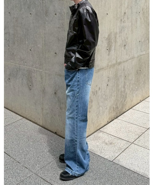 Chikashitsu +（チカシツプラス）の「【Chikashitsu +】washed bootscut denim pants/ 【チカシツプラス】ウォッシュドブーツカットデニムパンツ＜着用動画あり＞（デニムパンツ・メンズ・ブラック/ブルー・L/M/S）」の5枚目の写真