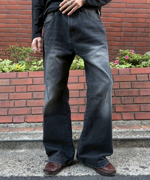 Chikashitsu +（チカシツプラス）の「【Chikashitsu +】washed bootscut denim pants/ 【チカシツプラス】ウォッシュドブーツカットデニムパンツ＜着用動画あり＞（デニムパンツ・メンズ・ブラック/ブルー・L/M/S）」の17枚目の写真