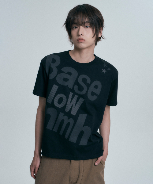MOO(エムオーオー)の「ベースロウクロップ半袖Tシャツ - ブラック(Tシャツ/カットソー・メンズ・ブラック・SMALL/MEDIUM/LARGE)」の1枚目の写真