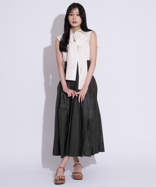 NOELA（ノエラ）の「ナイロンタフタデザインスカート（スカート・レディース・オフホワイト/ネイビー/カーキ/ブラック・M/S）」の11枚目の写真