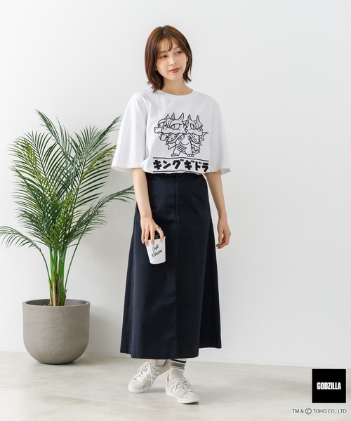 JEANS MATE（ジーンズメイト）の「【GODZILLA/ゴジラ】【コットン100％のしっかりした生地 ドロップショルダー】オリジナルデザイン 刺繍Tシャツ ゴジラ キングギドラ メカゴジラ コラボ 特撮 映画 キャラT オーバーサイズ（Tシャツ/カットソー・メンズ・ホワイト系その他/ブルー系その他/ホワイト系その他2/ホワイト系その他3/ホワイト系その他4/ブラック系その他2/ブラック系その他3/ブラック系その他4・SMALL/MEDIUM/LARGE/X-LARGE）」の22枚目の写真