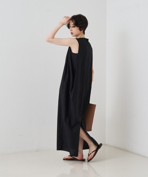 Rouge vif Anna（ルージュヴィフアンナ）の「【2サイズ展開】【定番人気】麻混ノースリーブVネックワンピース/ポケット付き/コクーンシルエット（ワンピース・レディース・ブラック/モカ・36/38）」の7枚目の写真