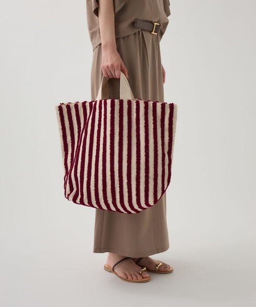 beej（ビージ）の「【beej】LOOP TOTE（トートバッグ・レディース・バーガンディー/グリーン・フリー）」の4枚目の写真