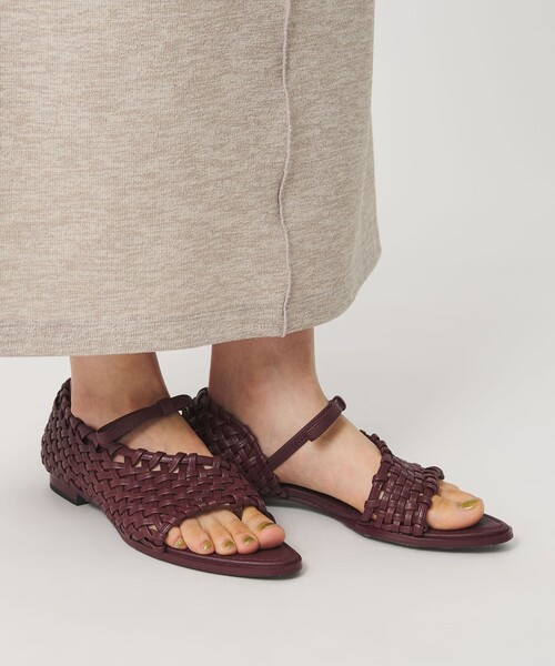 JW PEI(ジェイダブリューペイ)の「<JW PEI>Jocelyn Weave Strap サンダル(サンダル・レディース・ワイン/ブラック・6/7h/7)」の3枚目の写真