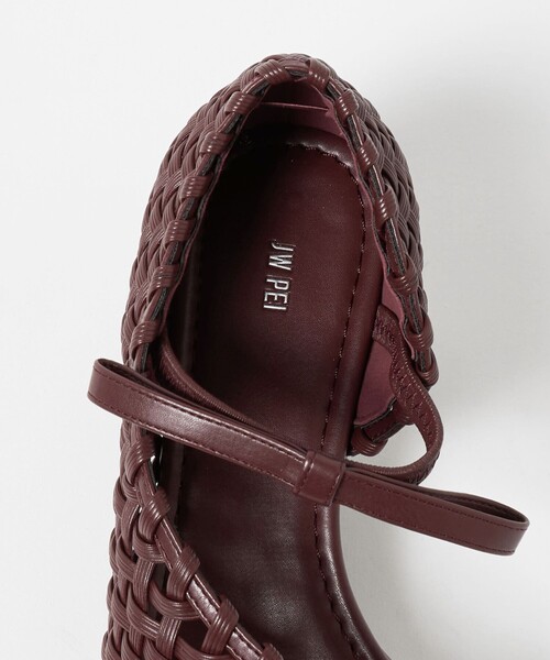 JW PEI(ジェイダブリューペイ)の「<JW PEI>Jocelyn Weave Strap サンダル(サンダル・レディース・ワイン/ブラック・6/7h/7)」の14枚目の写真